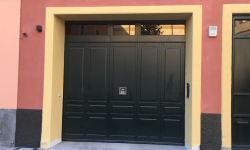 Posa serramenti porta basculante a Novi Ligure